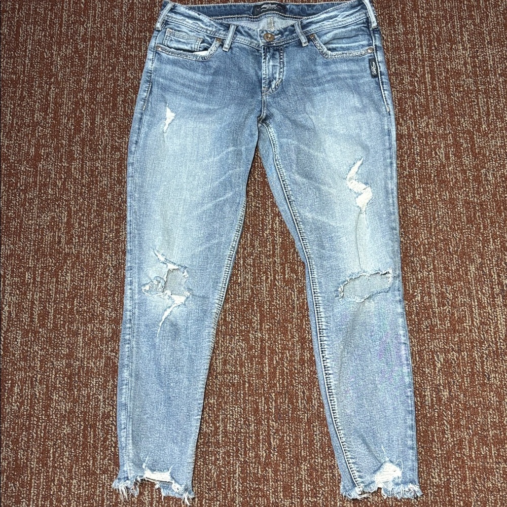 Silver Jeans suki skinny crop medium wash distressed ripped mid rise denim 29